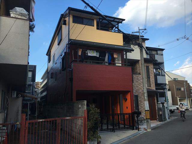大阪市淀川区にて外壁塗装と屋根の遮熱塗装工事を行いました
