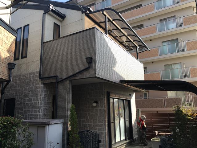 大阪市福島区にて外壁クリヤー塗装と塗りつぶしで、カラーベスト屋根をラジカル制御塗料で塗装しました！