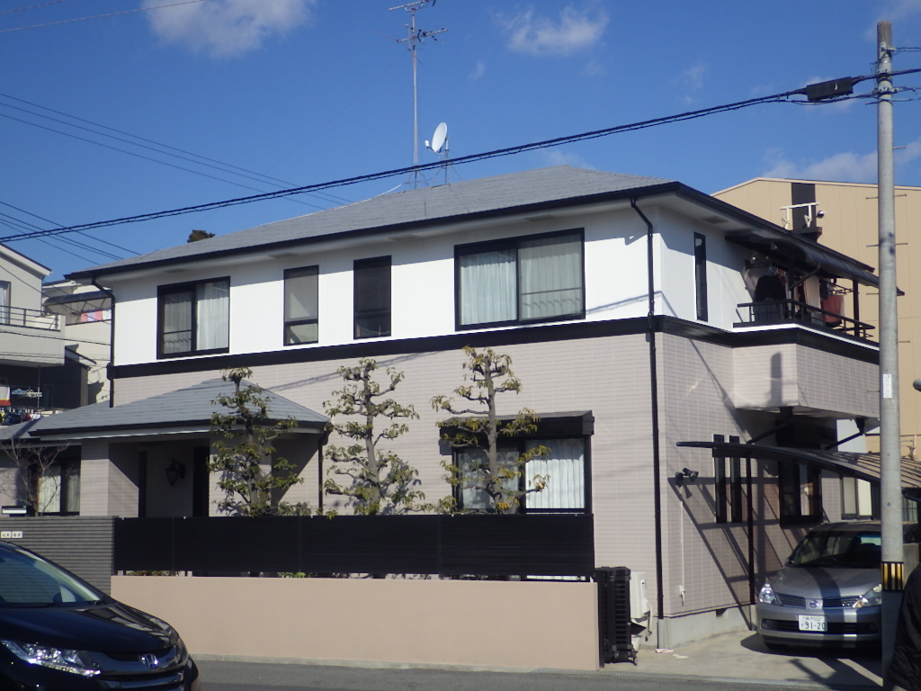 箕面市にて三井ホームの2階建てを塗り替え（その①）